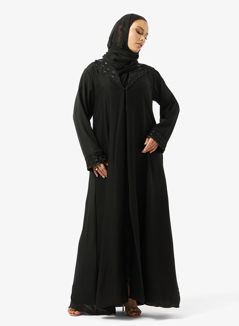 هيا كلوزيت عباية مفتوحة بياقة واسعة مزينة - Image 1